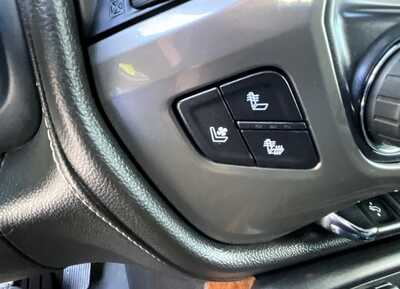 2019 Chevrolet 2500 Crew Cab, $32995. Photo 10