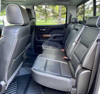 2019 Chevrolet 2500 Crew Cab, $32995. Photo 8