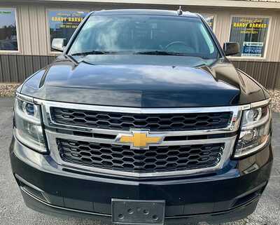 2016 Chevrolet Suburban, $0. Photo 2