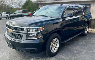 2016 Chevrolet Suburban, $0. Photo 3