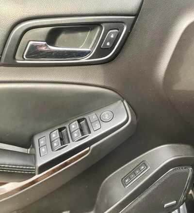 2016 Chevrolet Suburban, $0. Photo 8