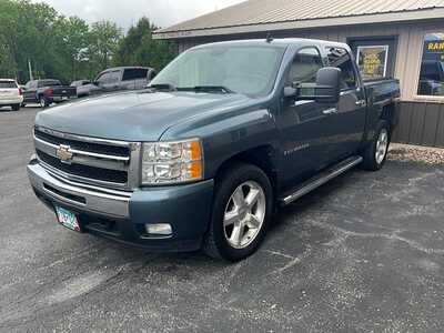 2009 Chevrolet 1500 Crew Cab, $4995. Photo 3