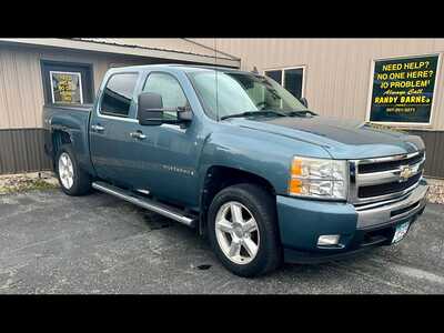 2009 Chevrolet 1500 Crew Cab, $4995. Photo 1