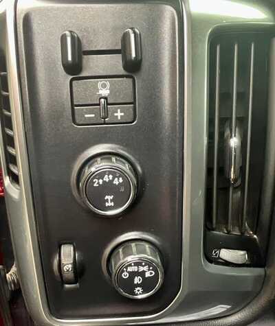 2019 Chevrolet 2500 Crew Cab, $28995. Photo 11