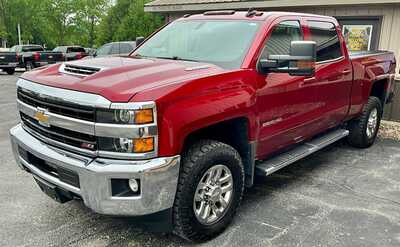 2019 Chevrolet 2500 Crew Cab, $28995. Photo 7