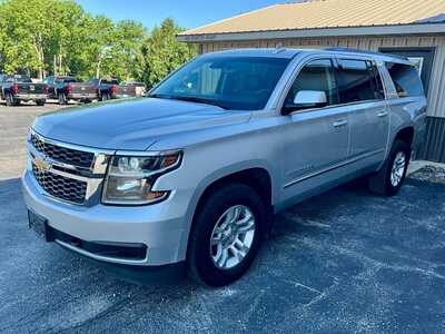 2019 Chevrolet Suburban, $0. Photo 3