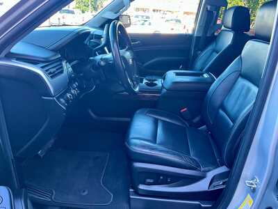 2019 Chevrolet Suburban, $0. Photo 4