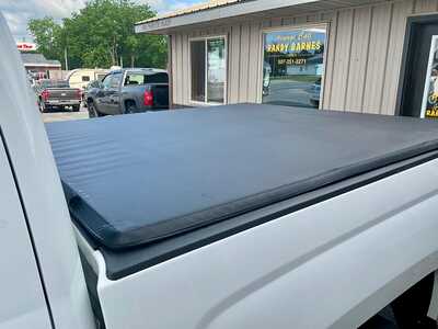 2015 Chevrolet 1500 Crew Cab, $0. Photo 4