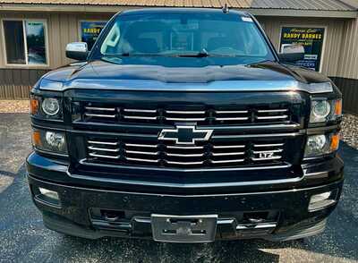 2015 Chevrolet 1500 Crew Cab, $0. Photo 2