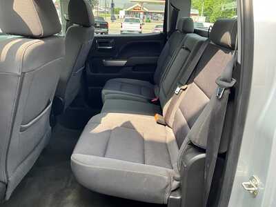 2018 Chevrolet 3500 Crew Cab, $16995. Photo 5