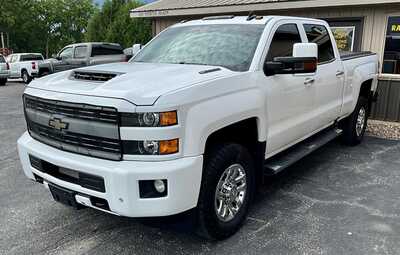 2019 Chevrolet 3500 Crew Cab, $32995. Photo 3