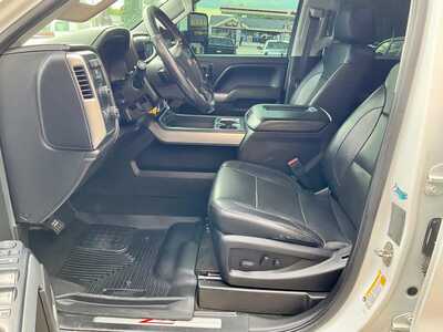 2019 Chevrolet 3500 Crew Cab, $32995. Photo 4