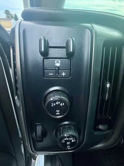 2019 Chevrolet 3500 Crew Cab, $32995. Photo 9