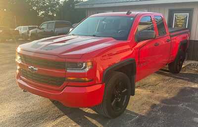 2017 Chevrolet 1500 Ext Cab, $19500. Photo 6