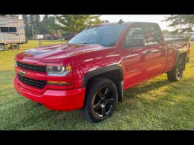 2017 Chevrolet 1500 Ext Cab, $19500. Photo 1