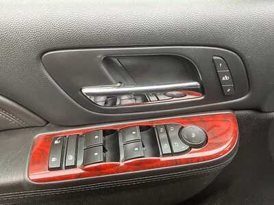 2011 Cadillac Escalade, $4995. Photo 11