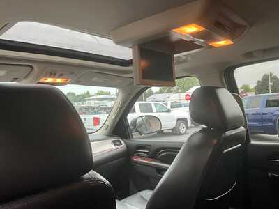 2011 Cadillac Escalade, $4995. Photo 12