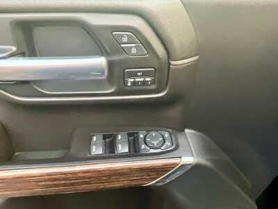 2019 Chevrolet 1500 Crew Cab, $19995. Photo 11