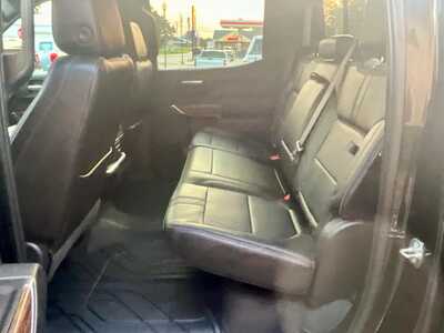 2019 Chevrolet 1500 Crew Cab, $19995. Photo 5