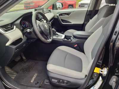 2020 Toyota RAV4, $22995. Photo 10