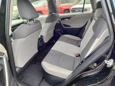 2020 Toyota RAV4, $22995. Photo 11
