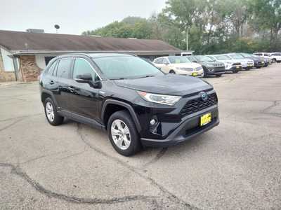 2020 Toyota RAV4, $22995. Photo 2