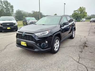 2020 Toyota RAV4, $22995. Photo 4