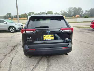 2020 Toyota RAV4, $22995. Photo 7