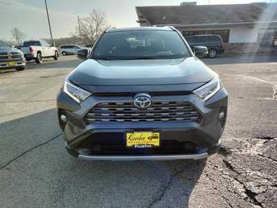 2020 Toyota RAV4, $21845. Photo 3