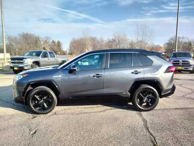 2020 Toyota RAV4, $21845. Photo 5