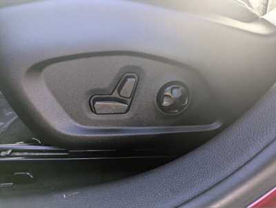 2018 Jeep Compass, $16900. Photo 12