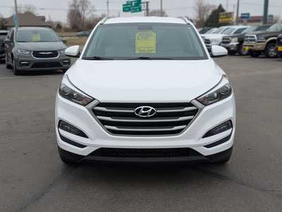 2017 Hyundai Tucson, $17995. Photo 3