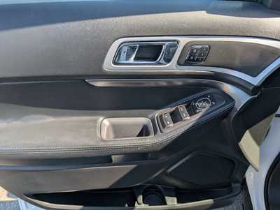 2015 Ford Explorer, $13990. Photo 10
