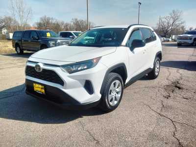 2019 Toyota RAV4, $25450. Photo 4