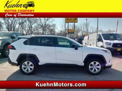 2019 Toyota RAV4, $25450. Photo 1
