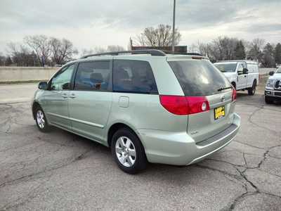 2006 Toyota Sienna, $4995. Photo 6