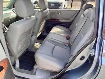 2005 Toyota Highlander, $5995. Photo 10
