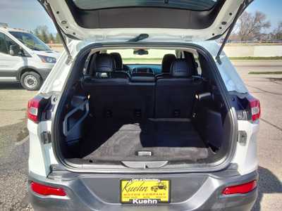 2015 Jeep Cherokee, $13995. Photo 11