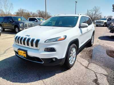 2015 Jeep Cherokee, $13995. Photo 4