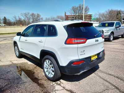 2015 Jeep Cherokee, $13995. Photo 6