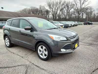 2016 Ford Escape, $10995. Photo 2