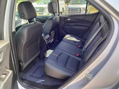 2022 Chevrolet Equinox, $28375. Photo 10