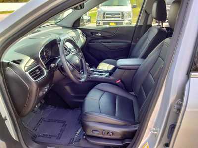 2022 Chevrolet Equinox, $28375. Photo 9