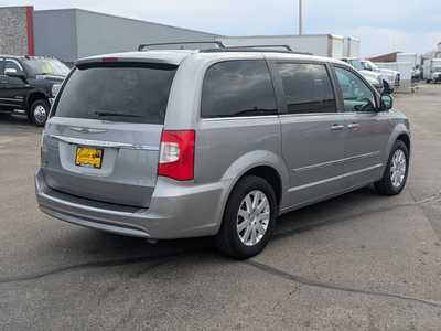 2014 Chrysler Town & Country, $7995. Photo 8