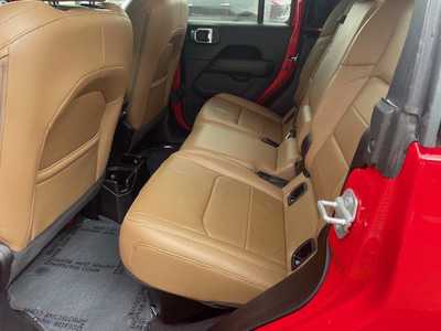 2020 Jeep Gladiator, $29465. Photo 12