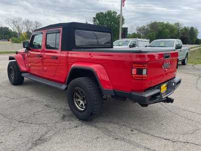 2020 Jeep Gladiator, $29465. Photo 5