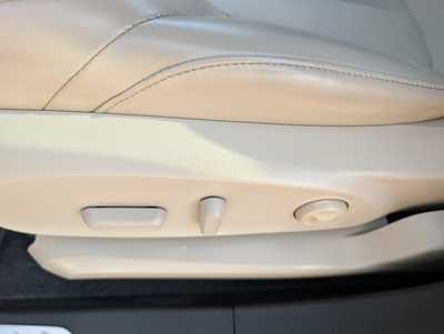 2017 Buick Envision, $16990. Photo 11