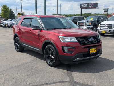 2016 Ford Explorer, $15900. Photo 2