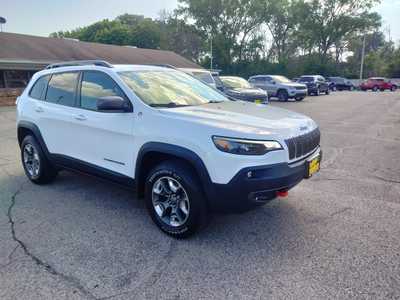 2019 Jeep Cherokee, $22850. Photo 2