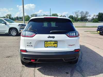 2019 Jeep Cherokee, $22850. Photo 7